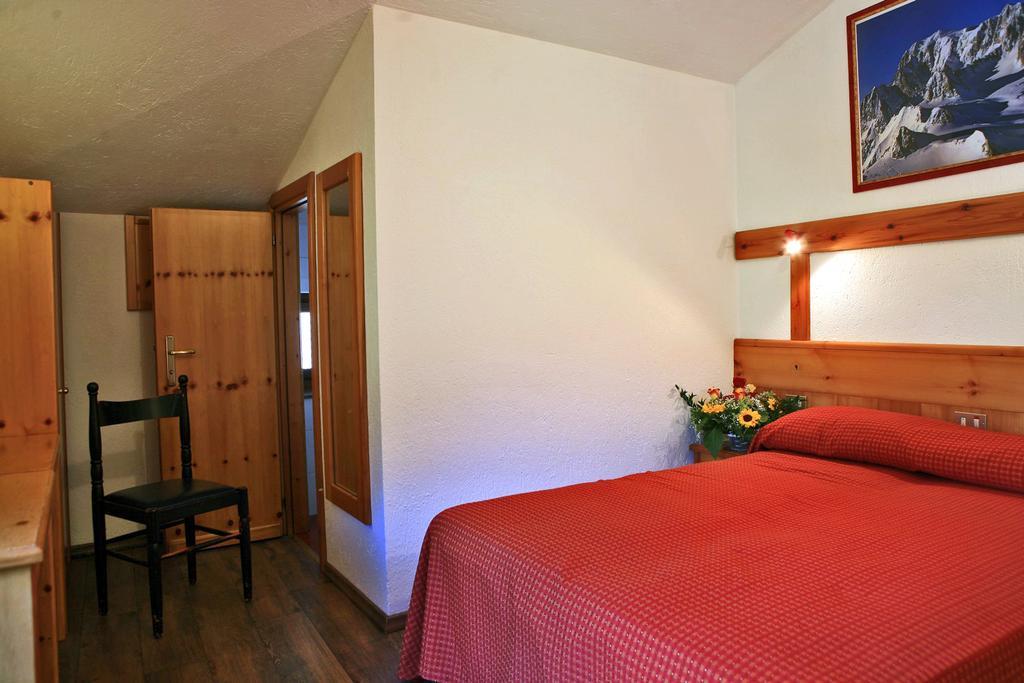 Albergo Le Marmotte Pre-Saint-Didier Ngoại thất bức ảnh